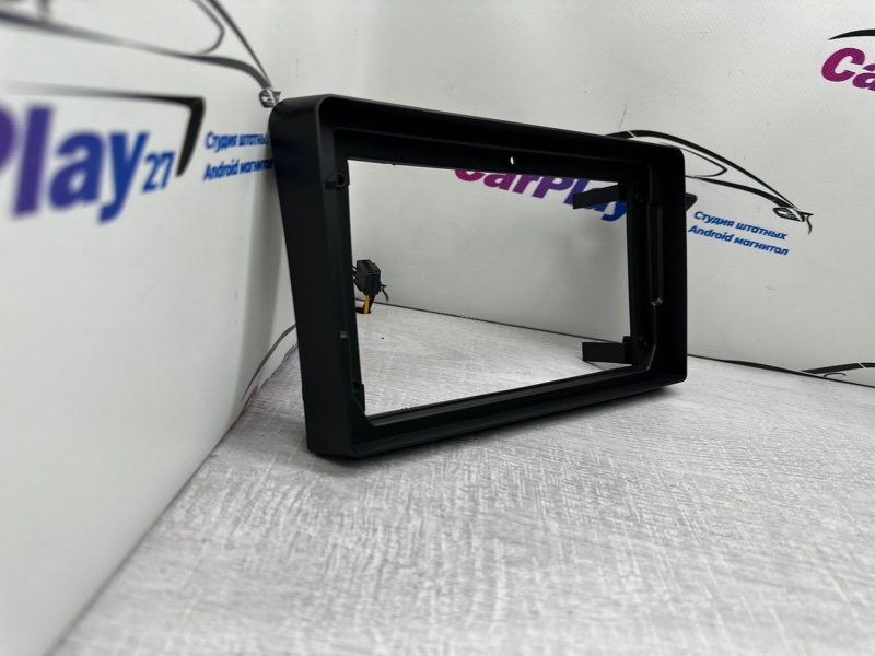 Переходная рамка магнитолы