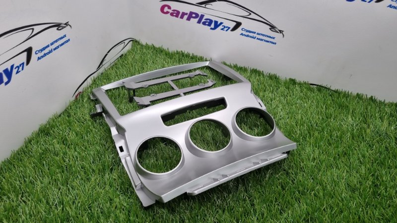 Переходная рамка магнитолы