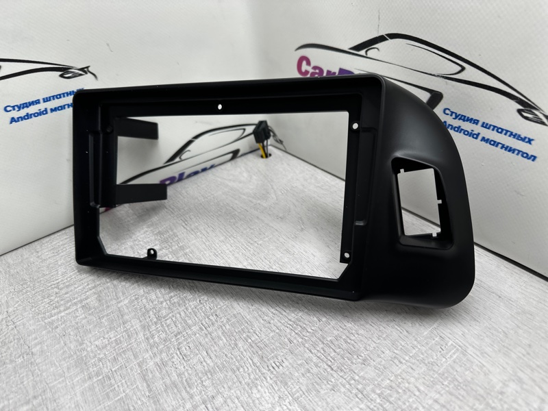 Переходная рамка магнитолы