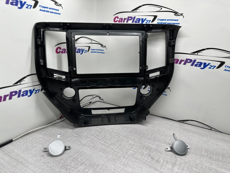 Переходная рамка магнитолы