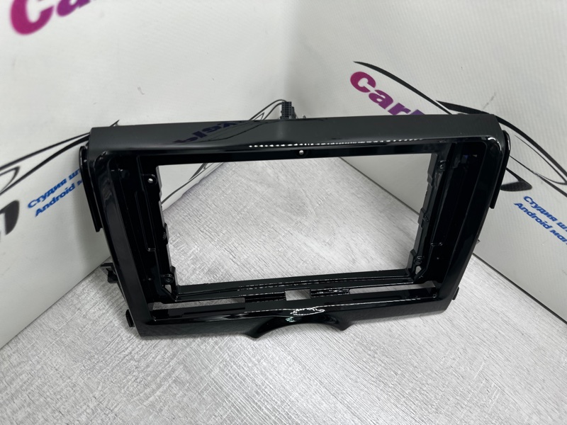 Переходная рамка магнитолы