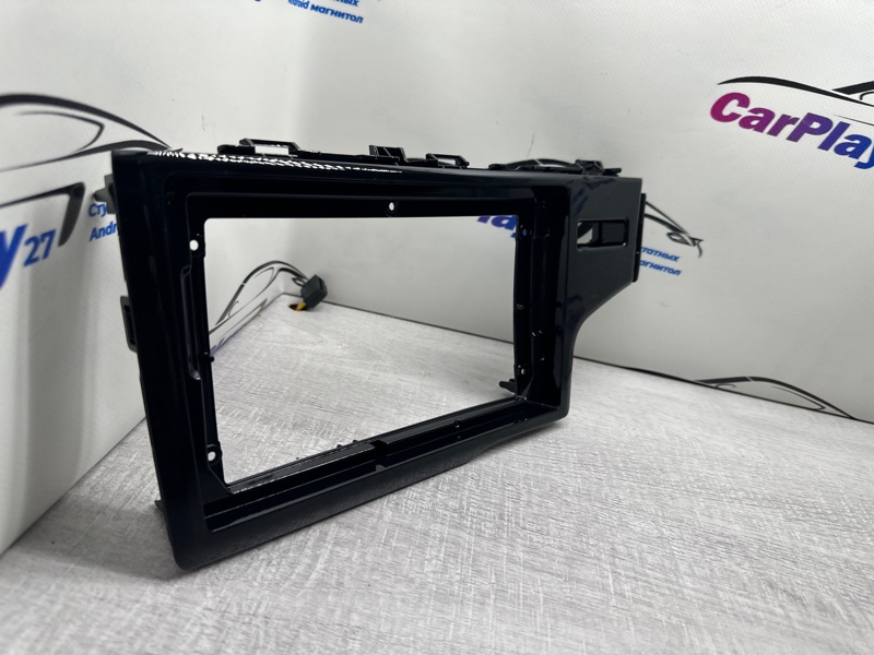 Переходная рамка магнитолы