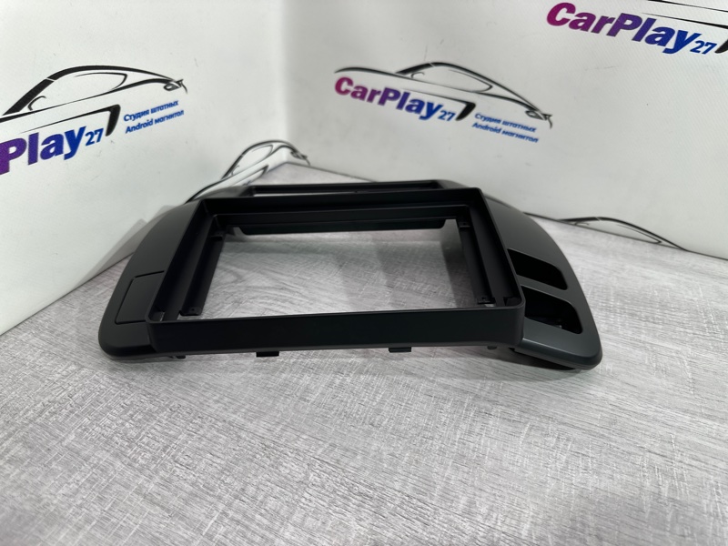 Переходная рамка магнитолы