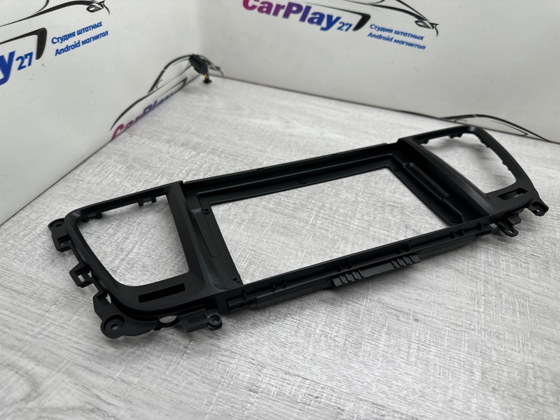 Переходная рамка магнитолы