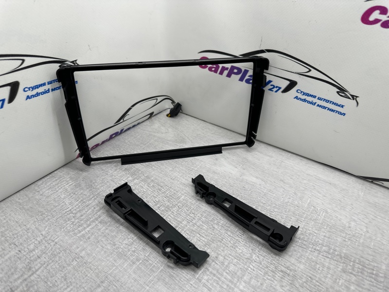 Переходная рамка магнитолы