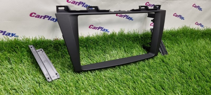 Переходная рамка магнитолы