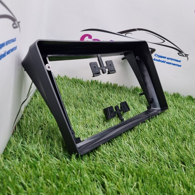 Переходная рамка магнитолы