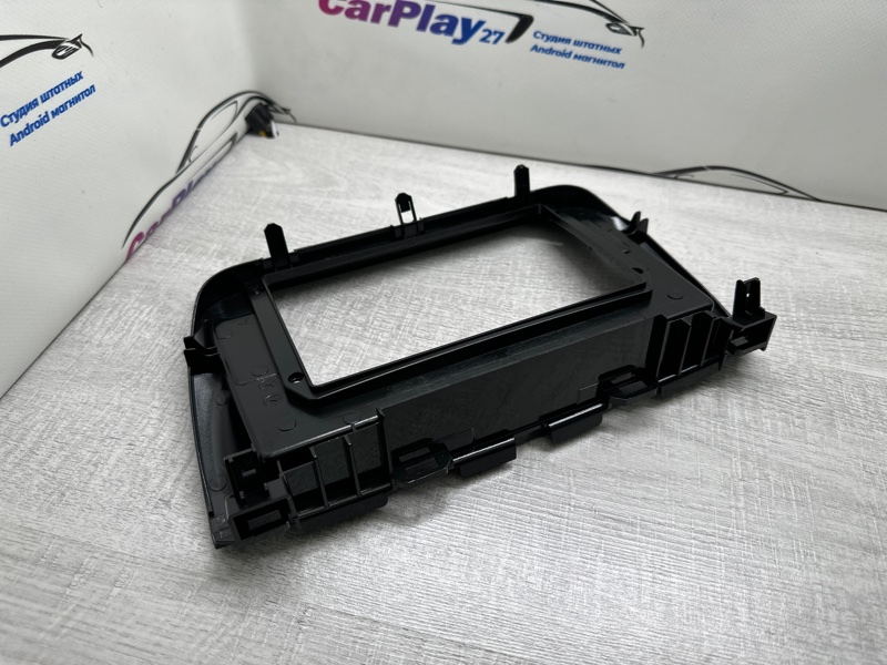 Переходная рамка магнитолы