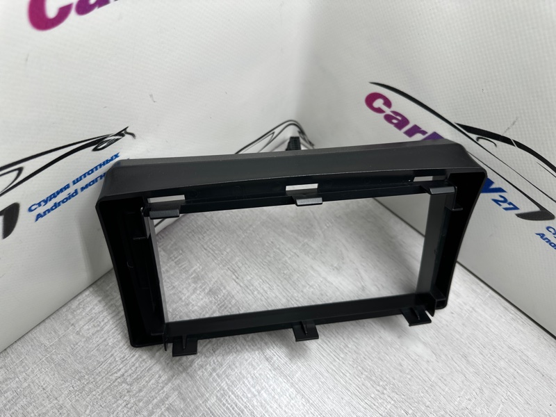 Переходная рамка магнитолы