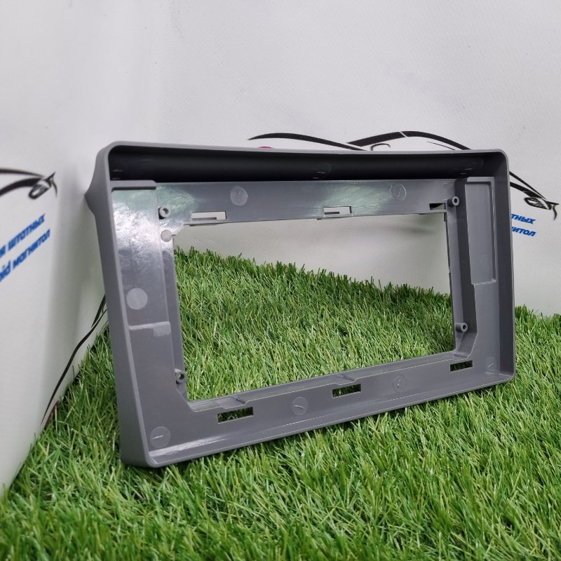 Переходная рамка магнитолы