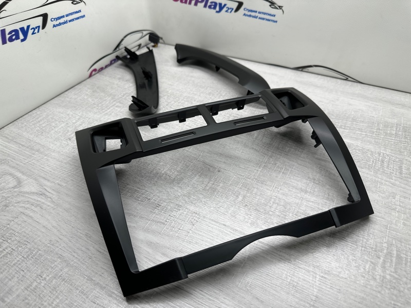 Переходная рамка магнитолы