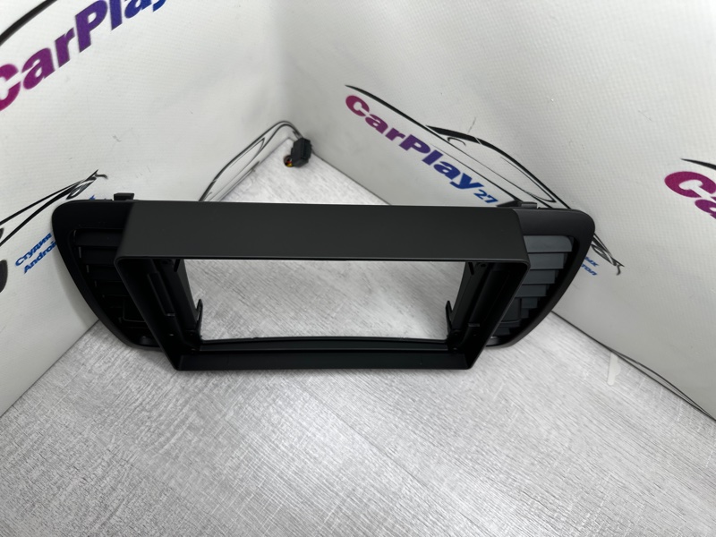 Переходная рамка магнитолы