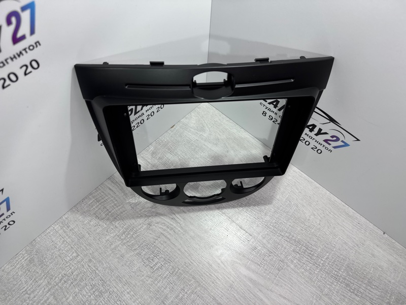 Переходная рамка магнитолы