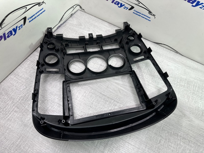 Переходная рамка магнитолы