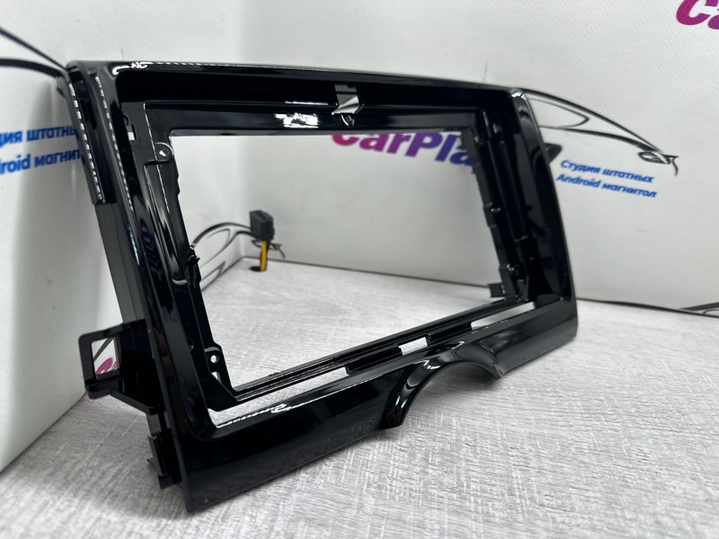 Переходная рамка магнитолы