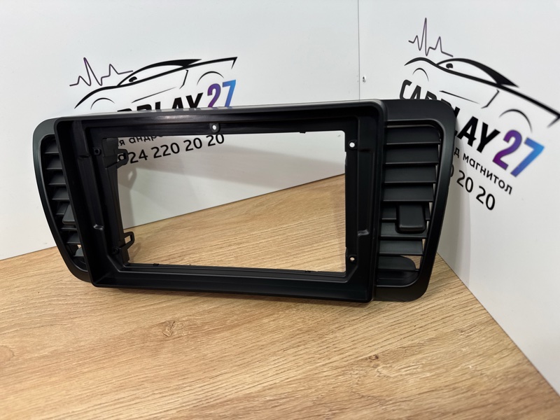 Переходная рамка магнитолы