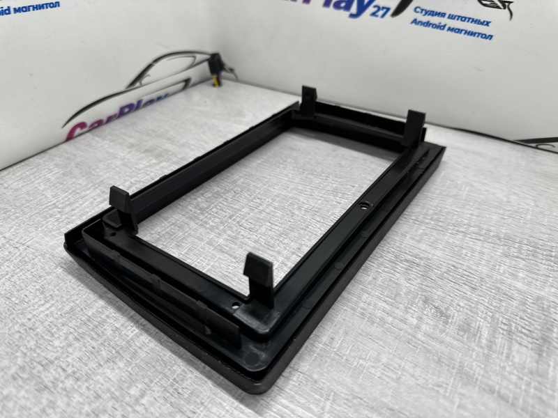 Переходная рамка магнитолы