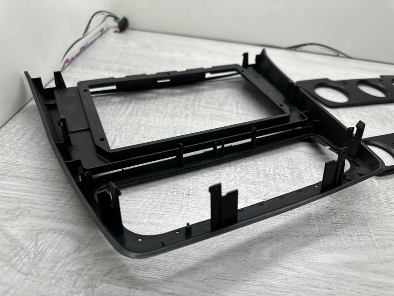 Переходная рамка магнитолы