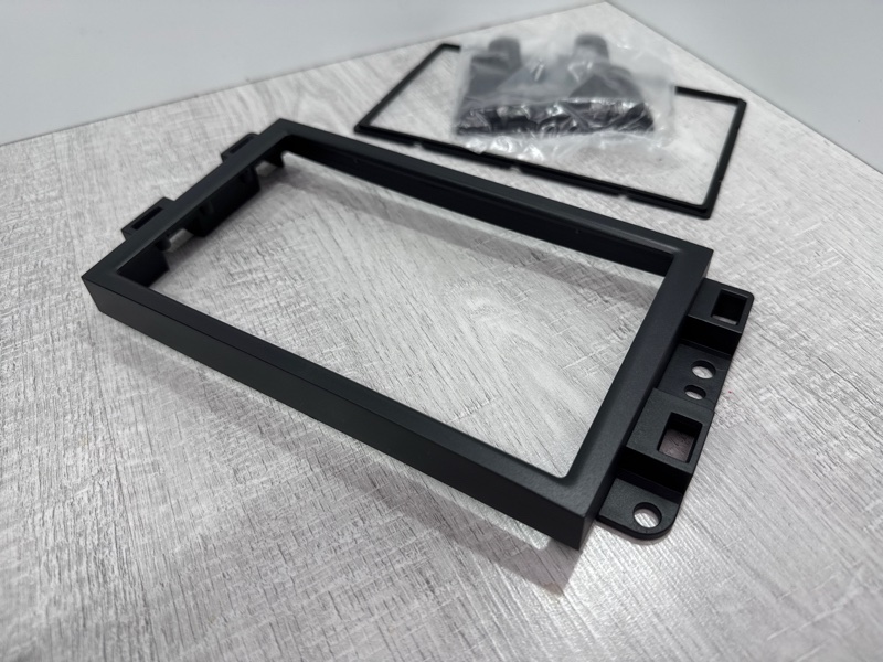 Переходная рамка магнитолы