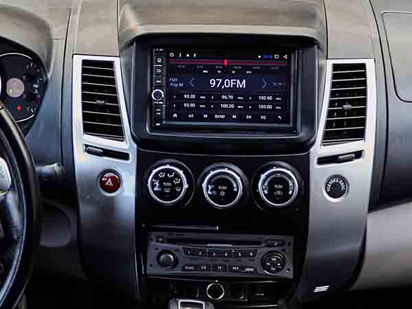 Магнитола штатная