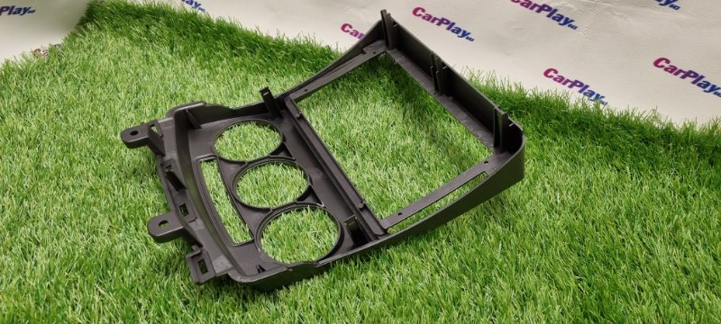 Переходная рамка магнитолы