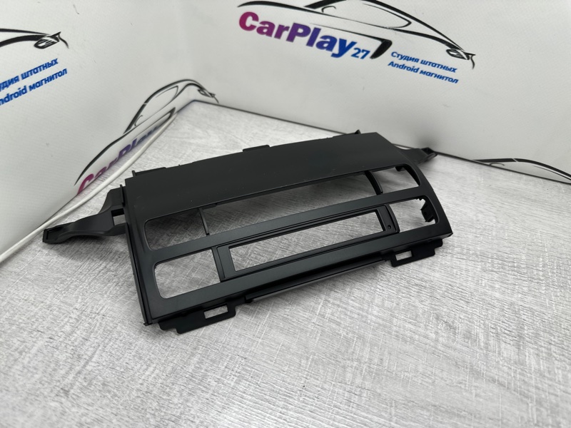 Переходная рамка магнитолы