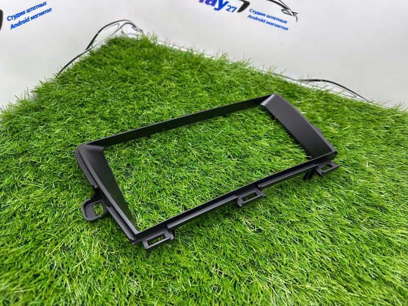 Переходная рамка магнитолы