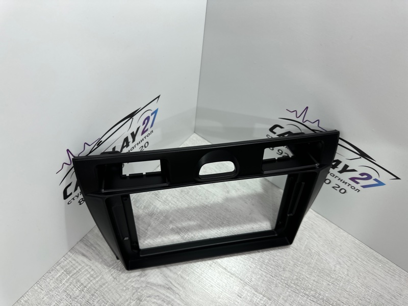 Переходная рамка магнитолы