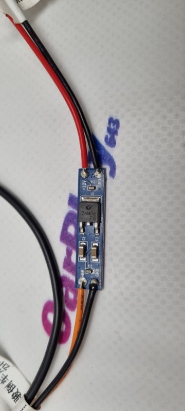 Преобразователь напряжения