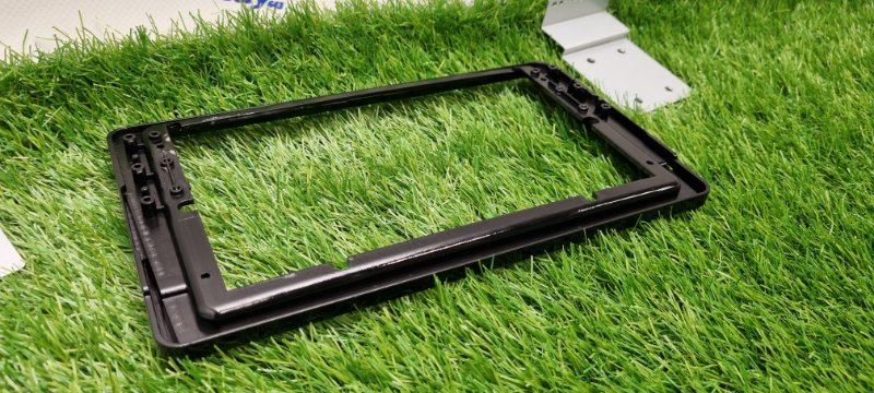 Переходная рамка магнитолы