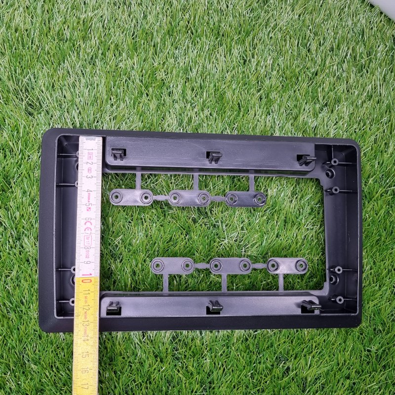 Переходная рамка магнитолы