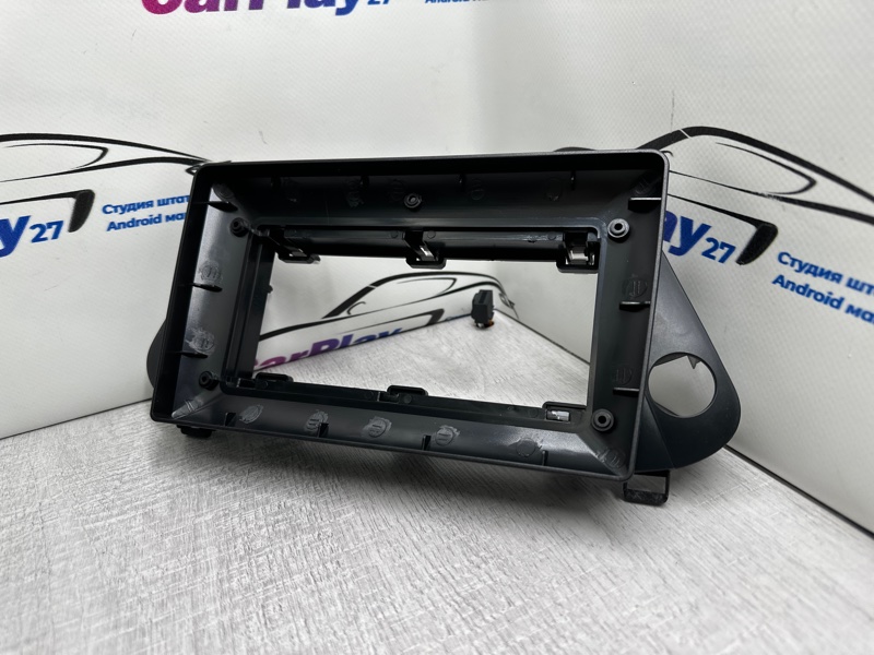 Переходная рамка магнитолы