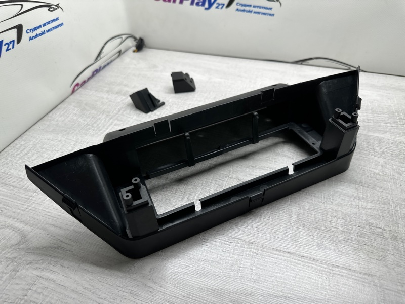 Переходная рамка магнитолы