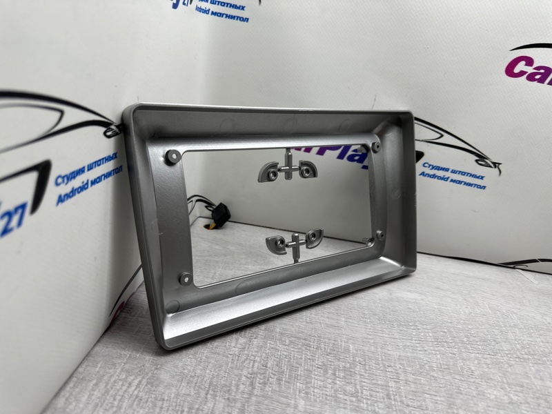 Переходная рамка магнитолы