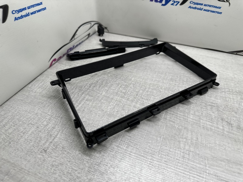 Переходная рамка магнитолы