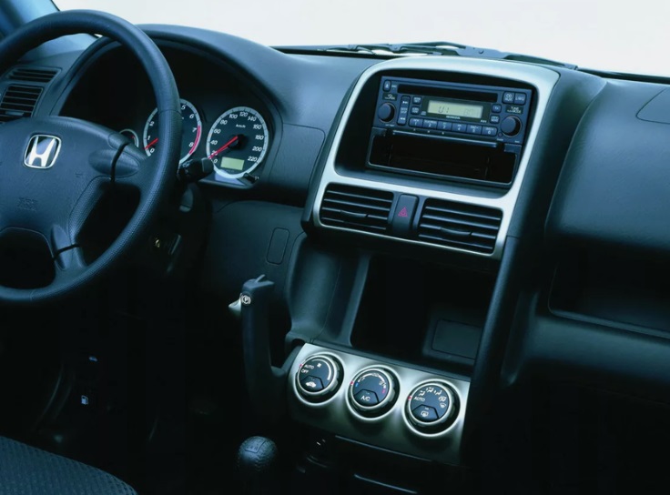 Переходная рамка магнитолы