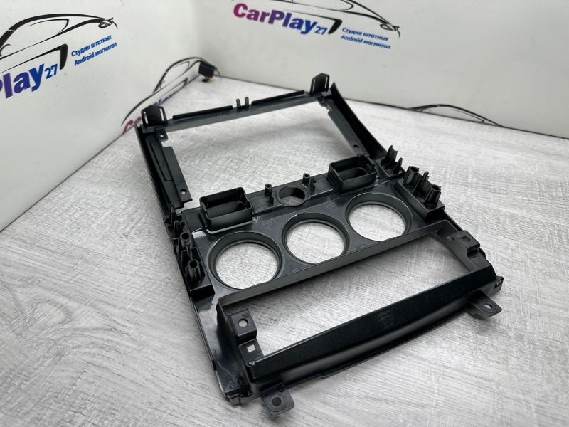 Переходная рамка магнитолы