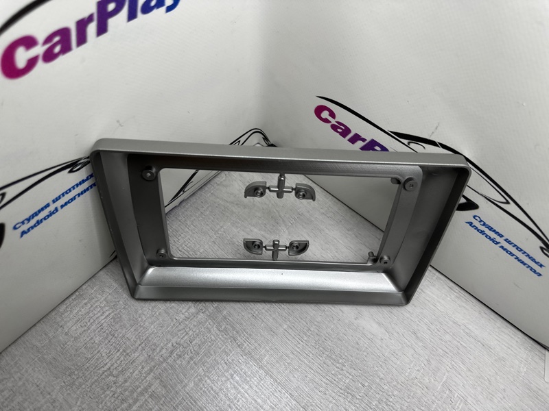 Переходная рамка магнитолы