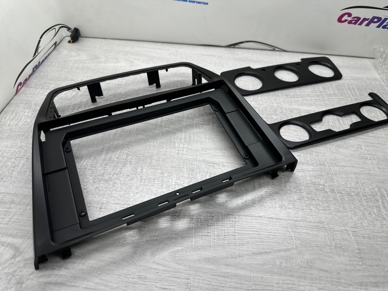 Переходная рамка магнитолы