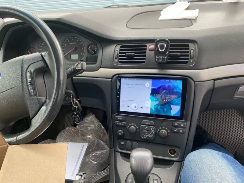 Магнитола штатная