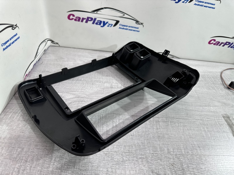 Переходная рамка магнитолы