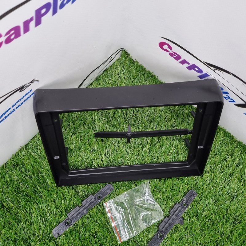 Переходная рамка магнитолы