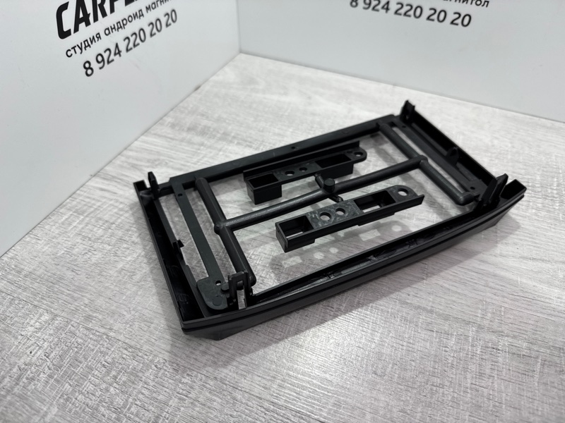 Переходная рамка магнитолы