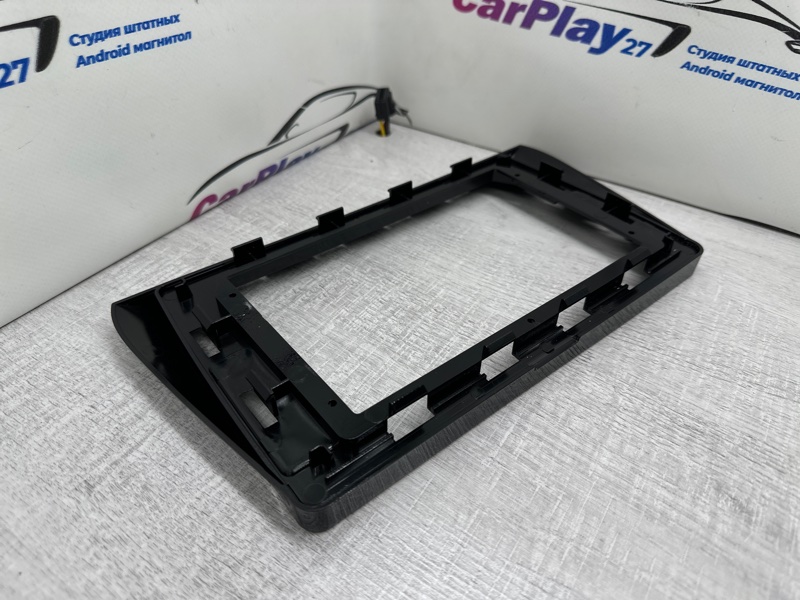 Переходная рамка магнитолы
