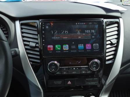 Магнитола штатная