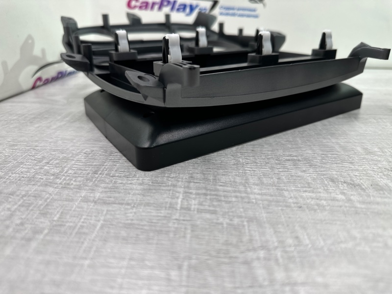 Переходная рамка магнитолы