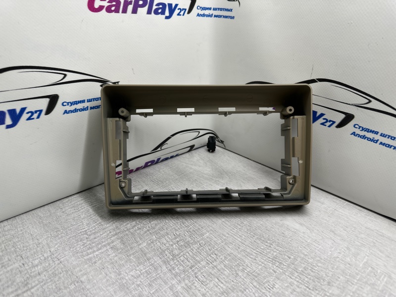 Переходная рамка магнитолы