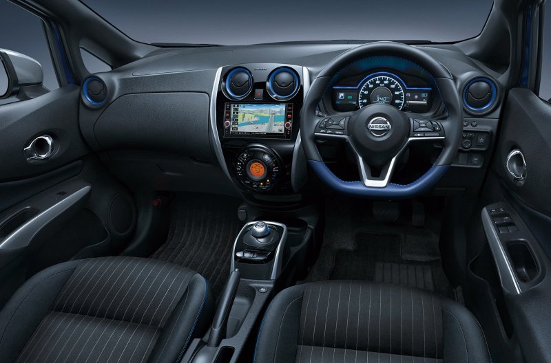 Магнитола штатная