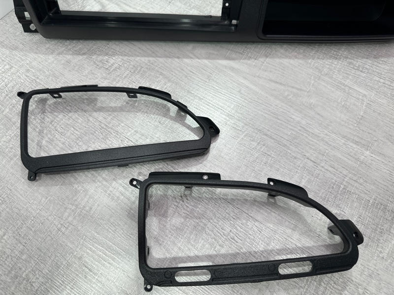 Переходная рамка магнитолы