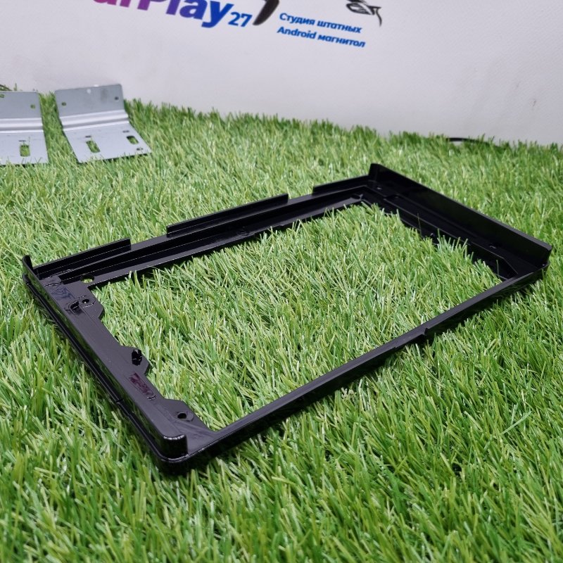 Переходная рамка магнитолы